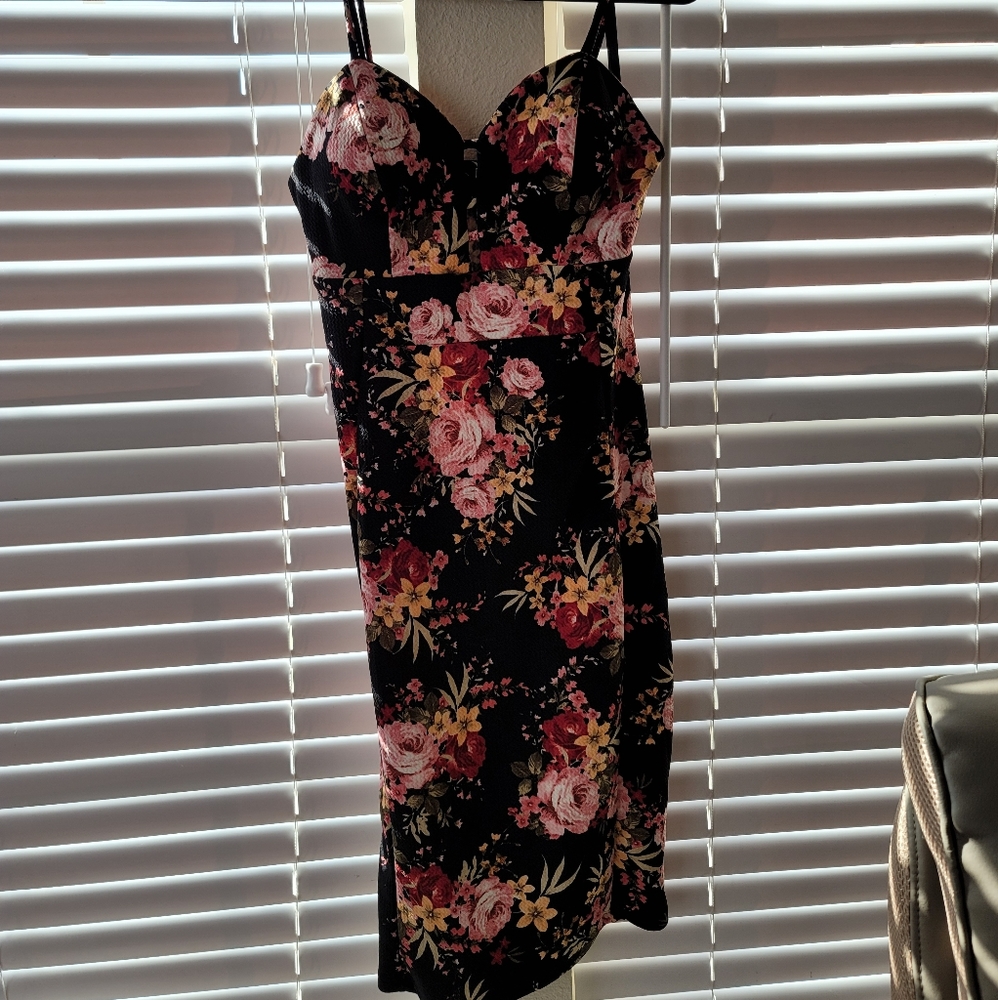Fitted black floral dress